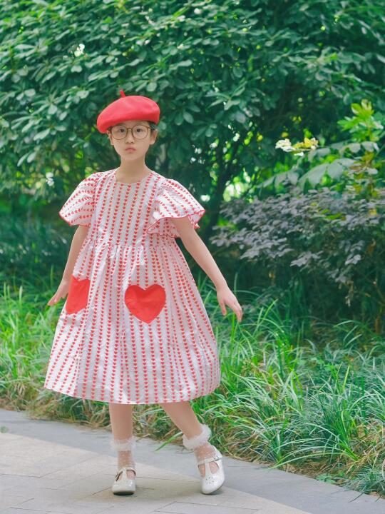 女儿的法式复古穿搭 ❤️