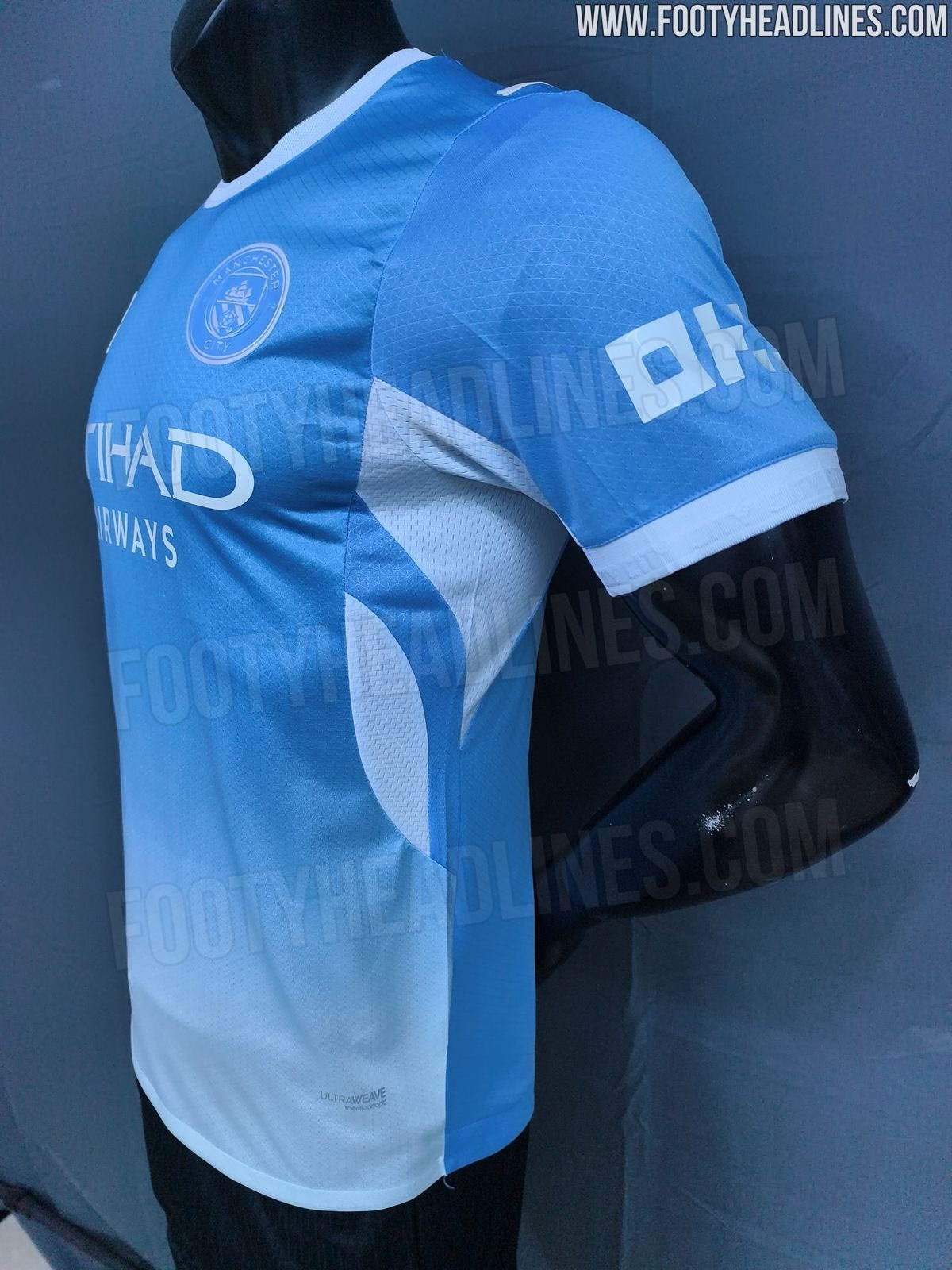 好几个外网的曼城系账号都说这是下赛季曼城的主场球衣