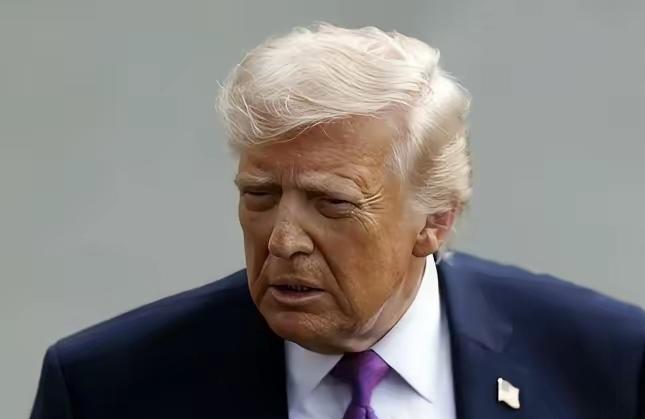 北京时间3月17日晚，美国总统特朗普在社交平台上发了一条内容颇具争议的动态。
