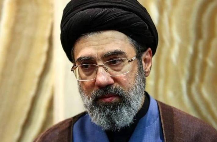 凌晨突发！今天伊朗甩出一则重磅消息，直接刷屏中东，穆杰塔巴·哈梅内伊成功当选，成