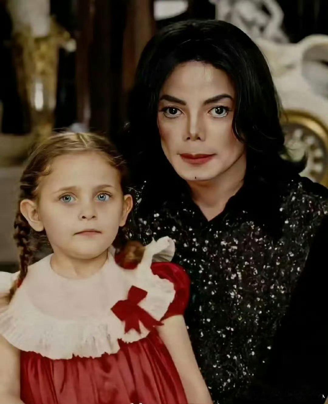 迈克尔·杰克逊的女儿已经长大成人，网友惊呼“天王基因“果然强大！” 