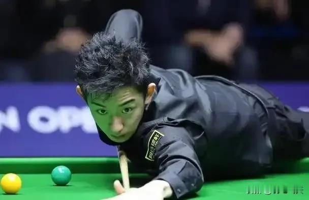 吴宜泽袁思俊零封对手双星闪耀
北京时间12月20日18点，2024年斯诺克世界公