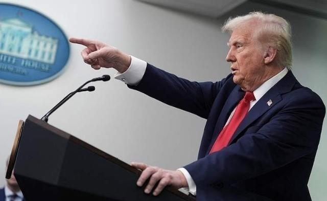 美国防长曾说的一句话让美国人破了防，他表示中美要是开打，不出半小时美国航母全沉