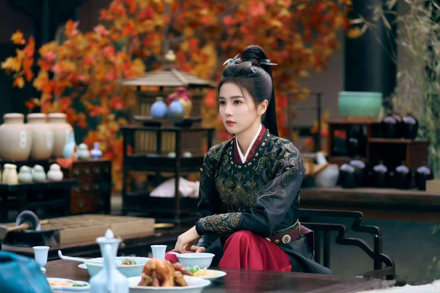 白鹿凝神入微白鹿执烛照夜白鹿凝神入微，执烛照夜，真是太棒了 