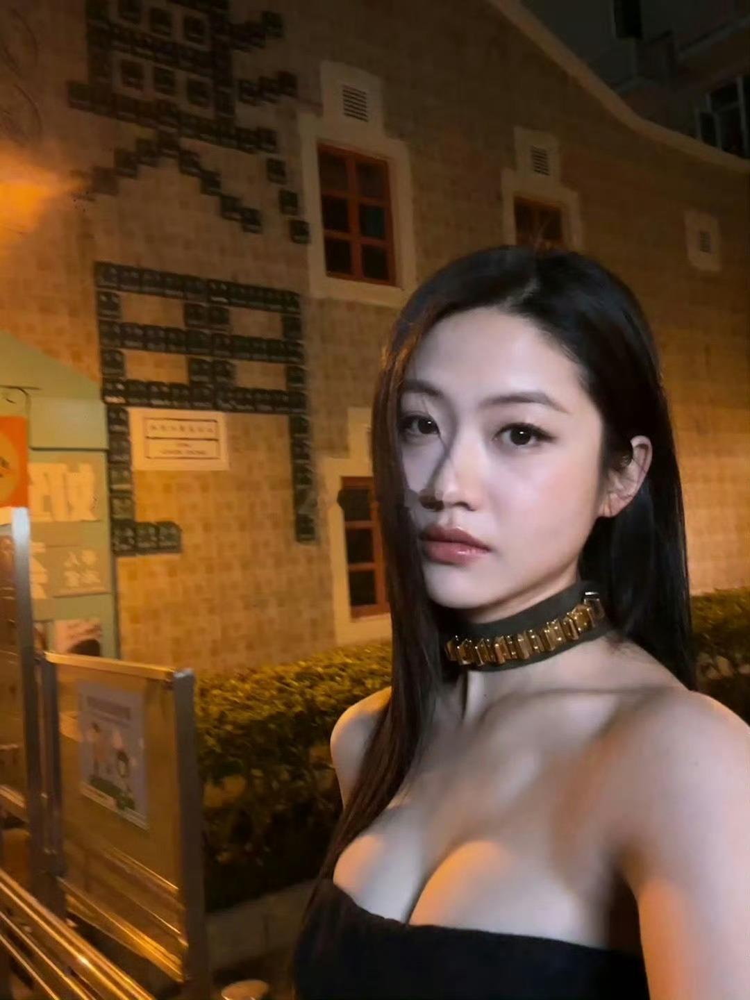 向涵之这个一点像应采儿 