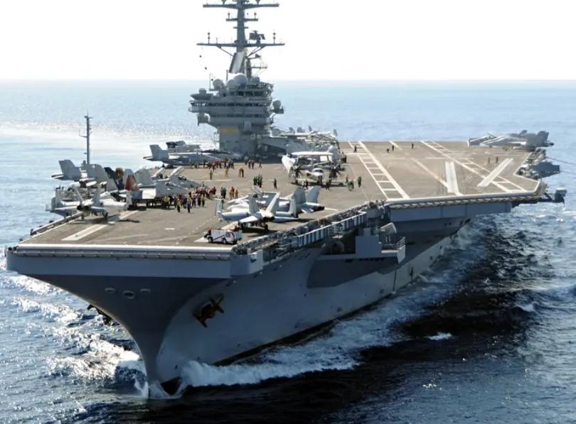 刚炸完“林肯”号，第三艘航母“布什”号就急着往中东赶？这是赶着投胎！伊朗既然能精