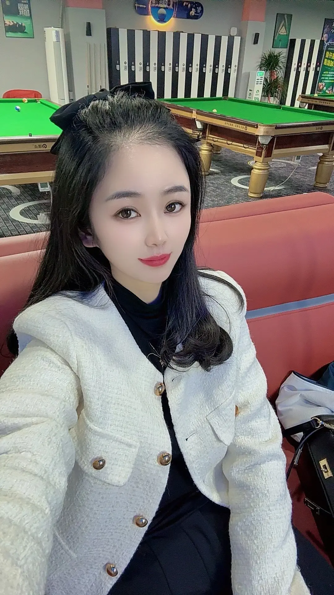 愿我们贵神相助，少走弯路，逆风如解意，多赚人民币