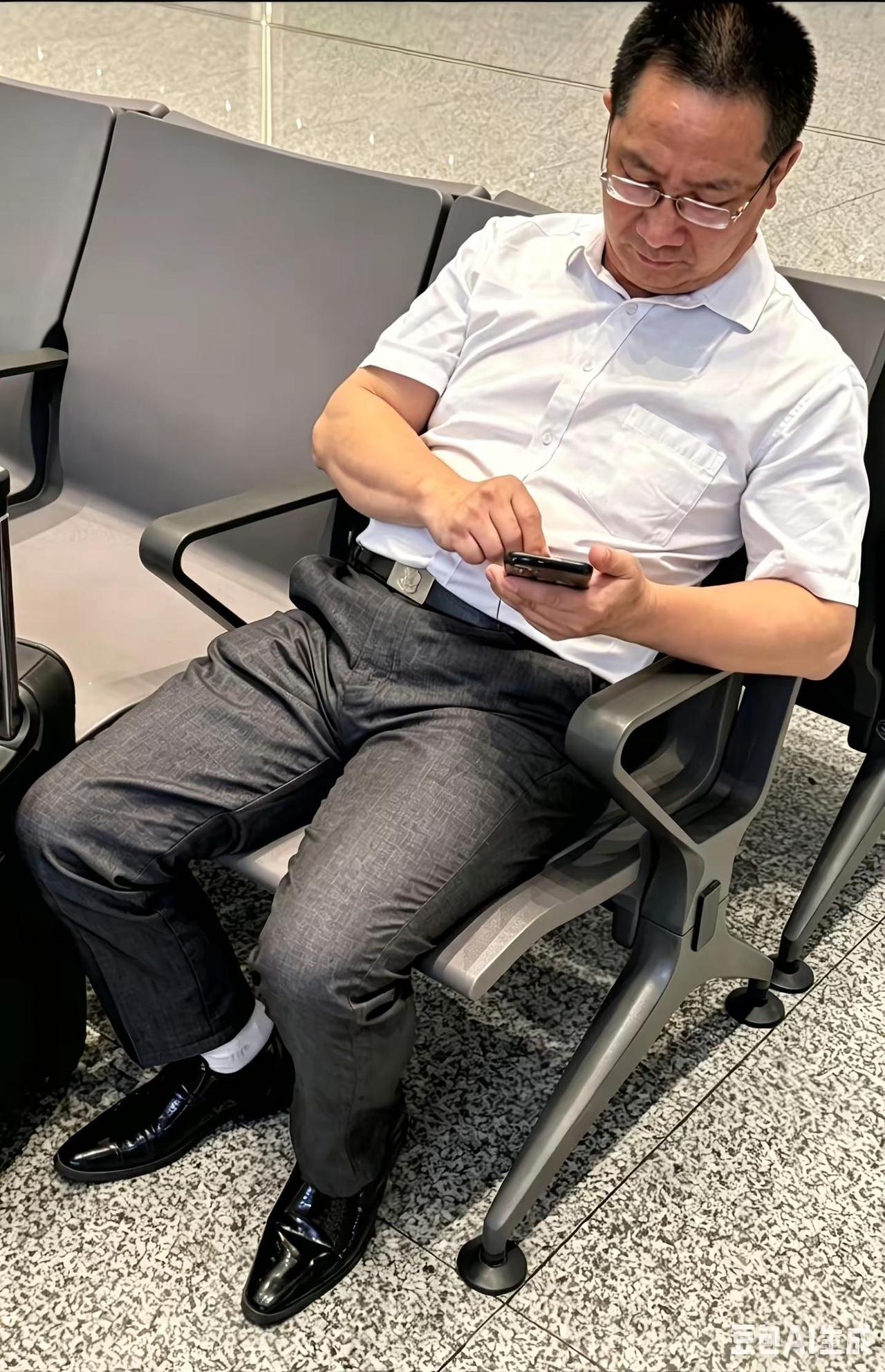 正装皮鞋 叔圈天菜 路人视角