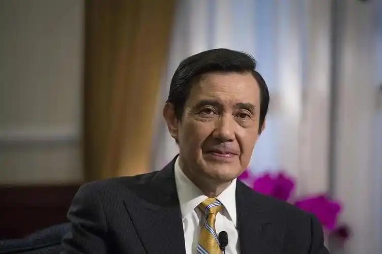 中国大陆要清醒了， 台湾 只要有 马英九 ，朱立伦， 洪秀柱 ，想实现和平统一，