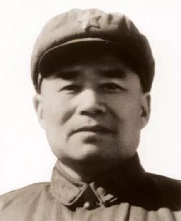 1943年，王近山随手消灭120余名日军，但在清点战利品时，战士却疑惑道：枪呢？