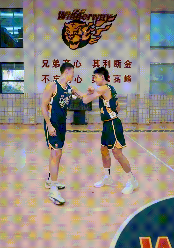 再次恭喜广东男篮以全胜战绩进入2026年，新的一年希望大家都身体健康一切顺利啊！