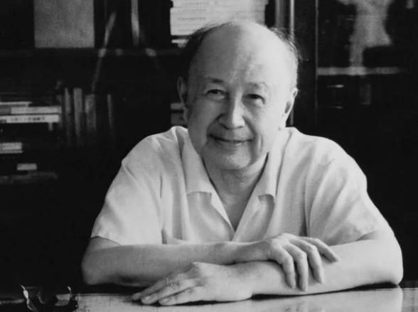 1964年，一个知青在看钱学森的论文时，发现方程推导错了，就给钱学森写信，谁知钱