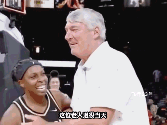 会打拳击的篮球运动员——兰比尔
他跳得不高跑的也不快，但是只要他站到内线，对手就