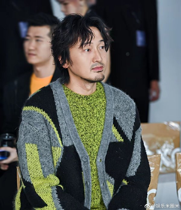 王鹤棣 你们这是正经节目吗真的会被他俩的视频对话笑到，王鹤棣面对老搭档的邀请，第