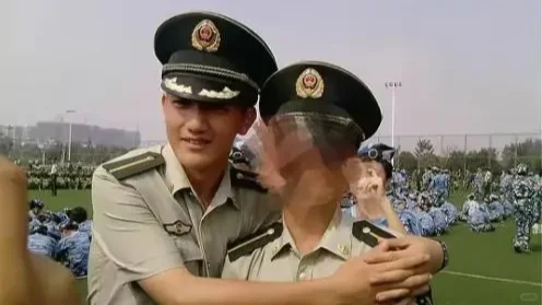 张馨予老公转业至广州大学保卫处？真相与思考 近日，有爆料称张馨予老公已...