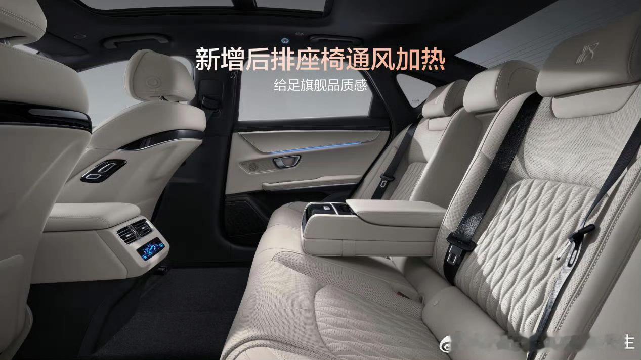 仔细看了一下汉EV闪充版的配置
简单结论：
对于汉EV这台车来说，买闪充版就行了