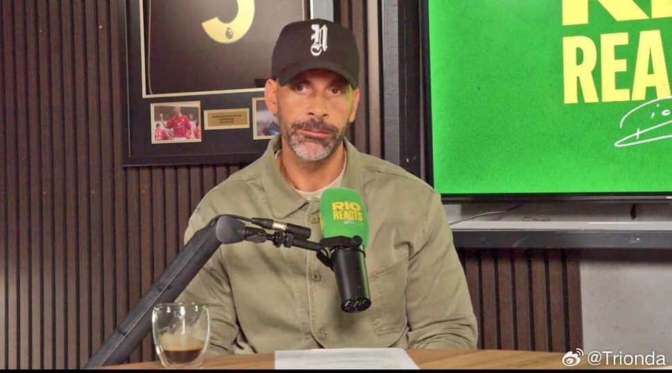 🚨🎙️里奥·费迪南德：“克里斯蒂亚诺·罗纳尔多刚开始为葡萄牙国家队效力时，他