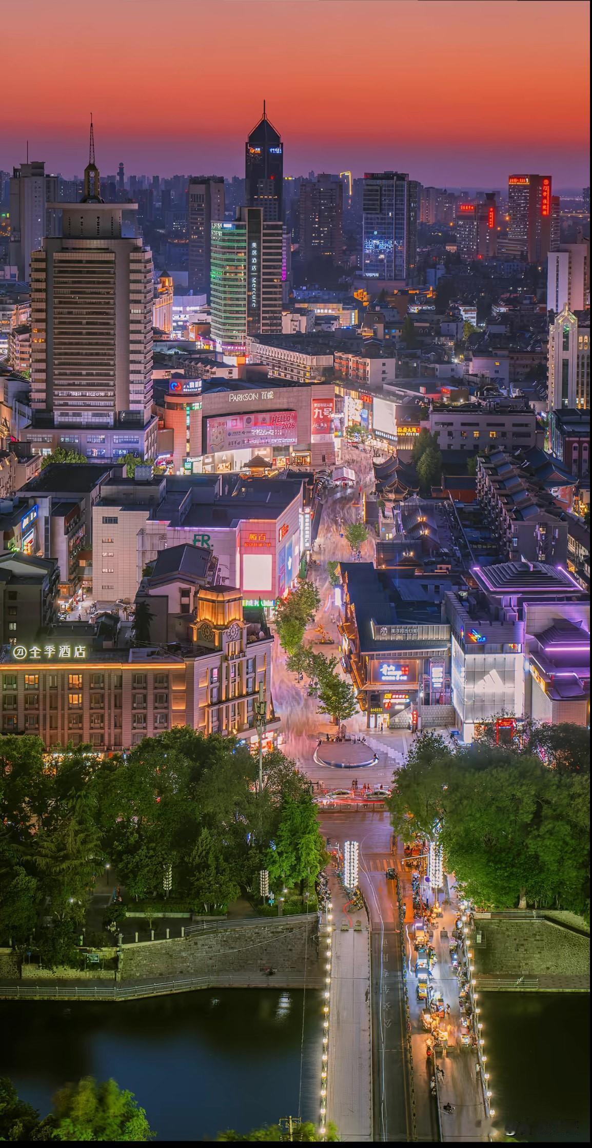 合肥淮河路步行街