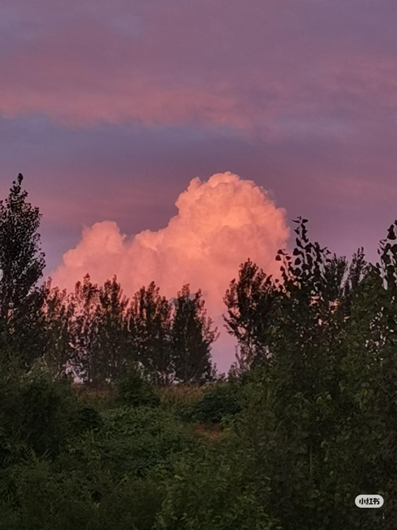 上联：月落西山大地暗；请接下联友友请出下联 对联求下联