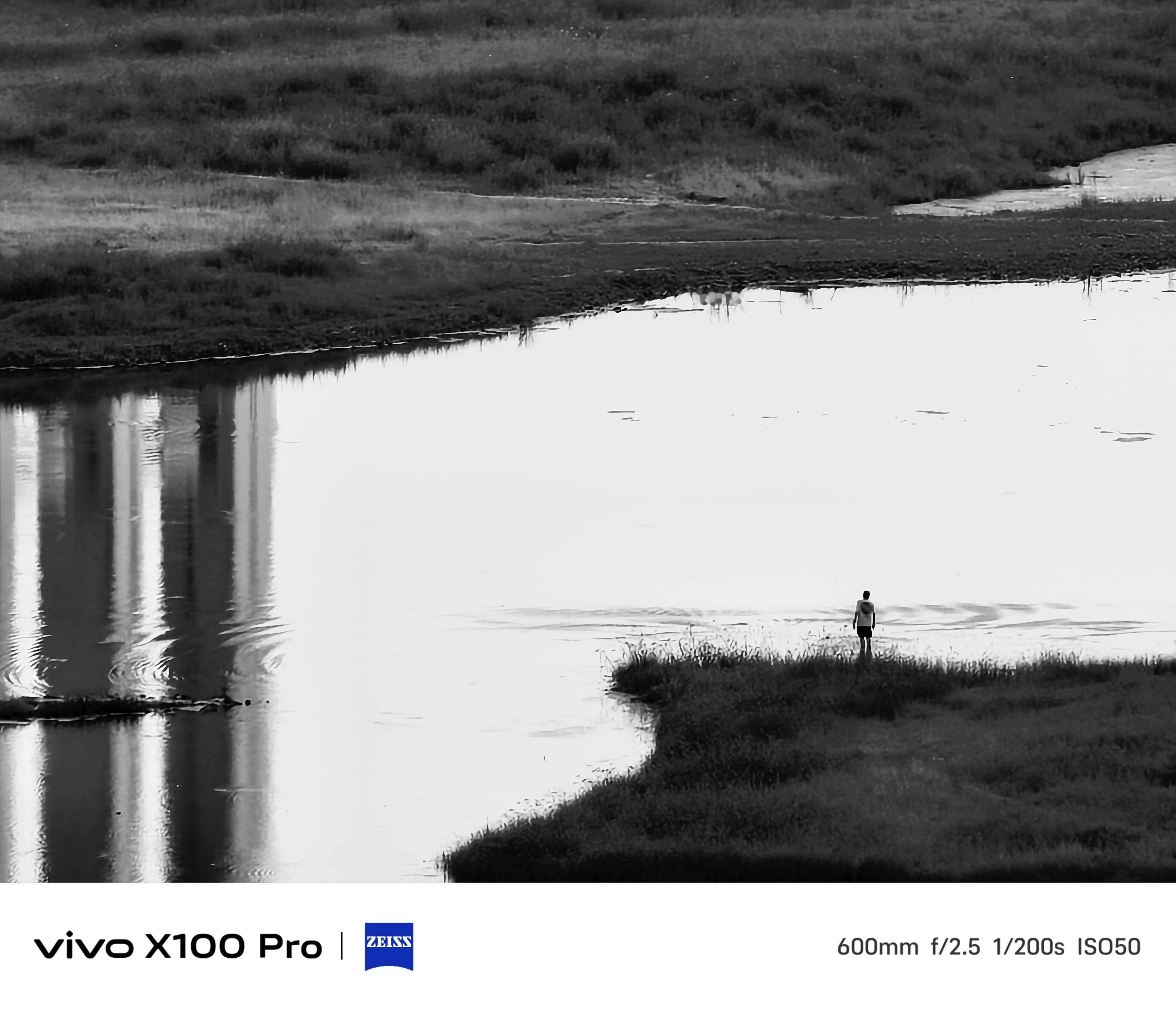 孤独行者在城市的喧嚣中，寻找一片宁静。此刻，人与自然共处，思绪飞扬。 #百态人生