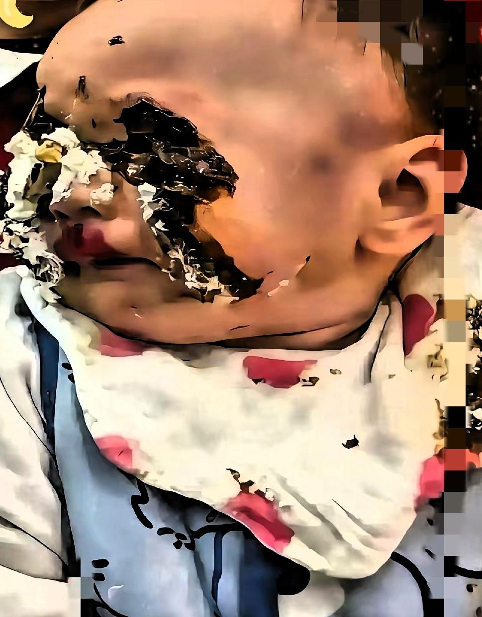 重庆最近出了件事儿，真是能把人肺气炸！婆婆趁儿媳上班，直接把才1岁的孙子独自锁在