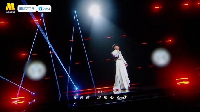 张杰国乐无双舞台收视第一国乐无双收视登顶收视登顶的好成绩是舞台热度最直观的体现，