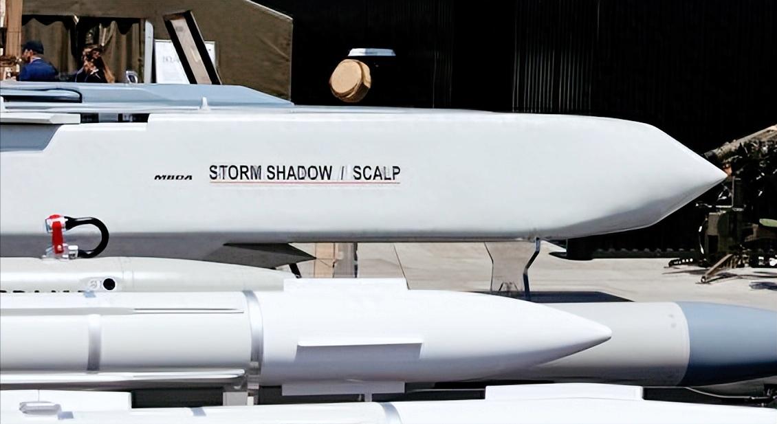 好家伙！乌军仗着西方给的先进导弹，直接把炮火怼到了俄罗斯本土腹地，一枚枚“风暴之