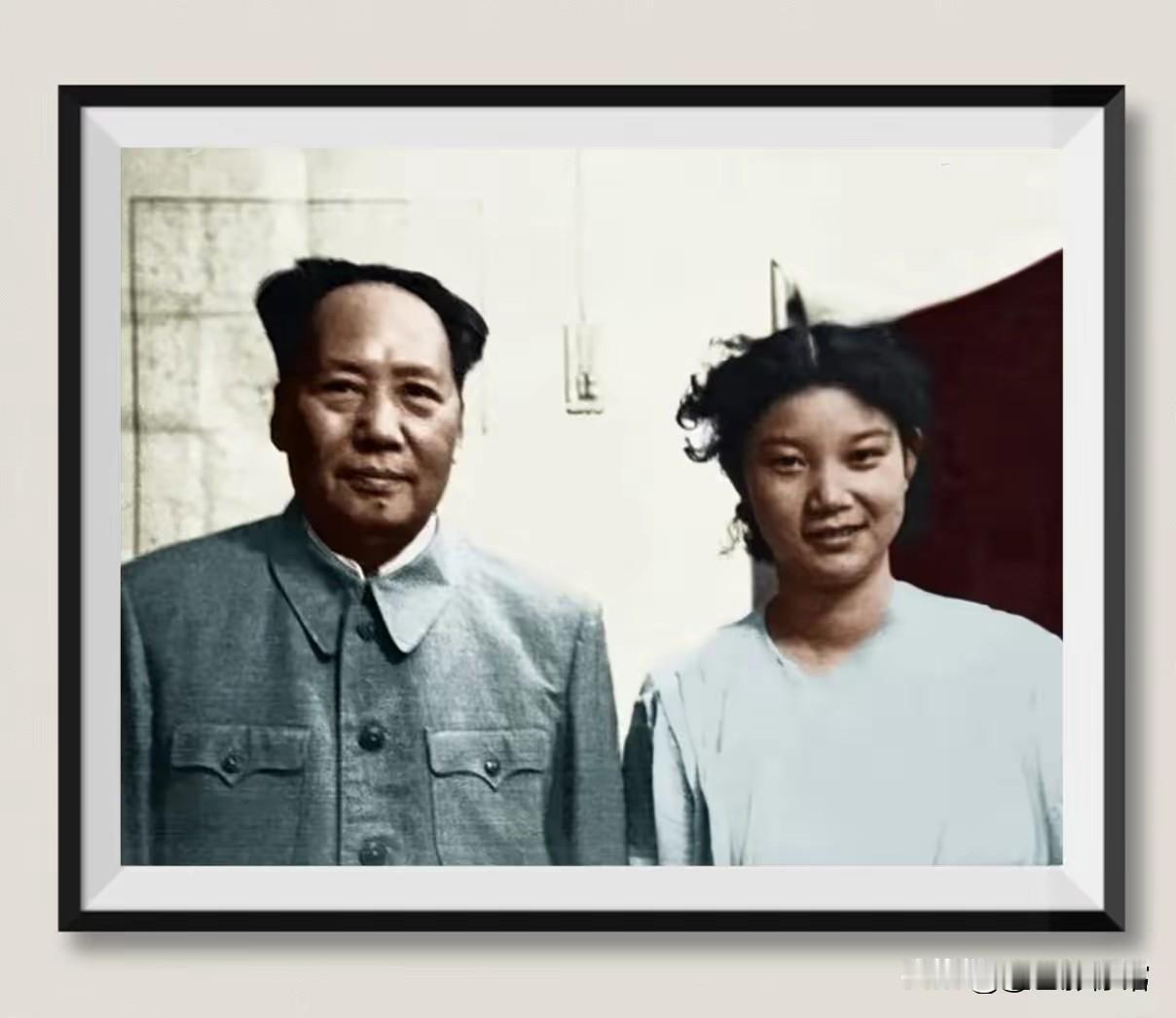 [比心]得和毛主席合影您真有福气。谢谢您了！！！[赞][赞][赞][赞][赞][
