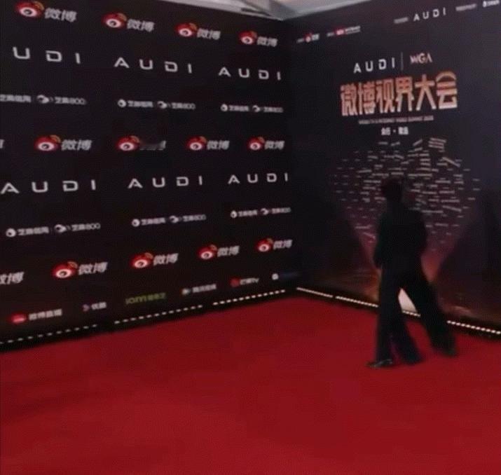 还知道要热下身哈哈哈哈哈蛮好王鹤棣 ​​​