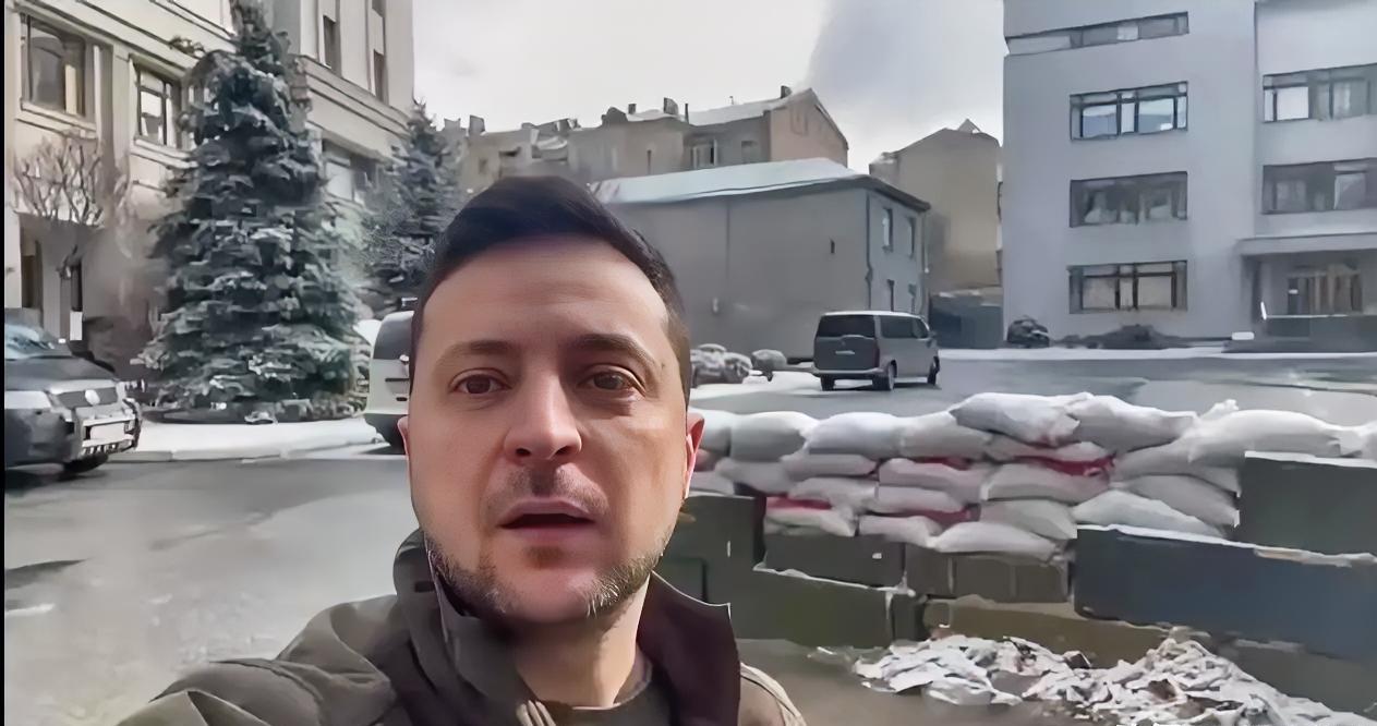 回顾俄乌战争马里乌波尔战役：

马里乌波尔战役是2022年俄乌冲突中持续时间最长