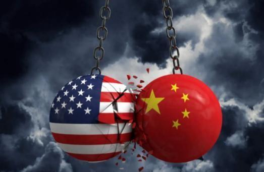 面对美国在拉美与中东连续采取的一系列激进行动，全球观察者都在聚焦北京的反应。当美