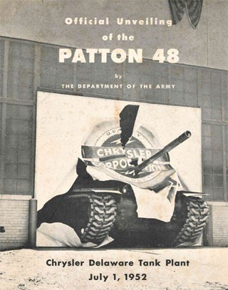 1952年7月1日，M48巴顿坦克在克莱斯勒特拉华州坦克厂举行的盛大仪式上向世界