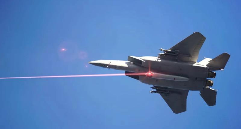 战机+直升机通用激光武器上线，未来空战激光武器才是真划算？
 
根据下一代防务网