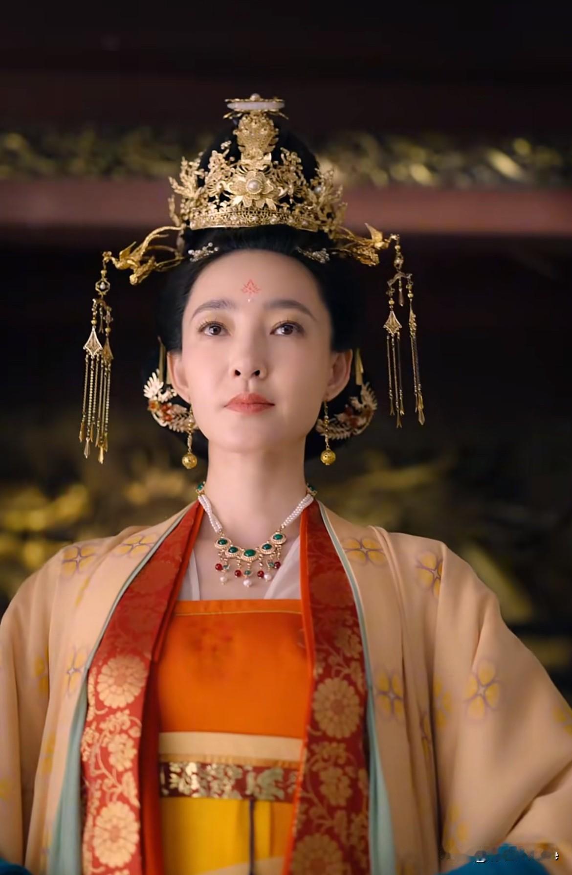 7月30日，王丽坤主演短剧《若熙传》
越来越多长剧演员拍摄短剧，对于爱看短剧的观