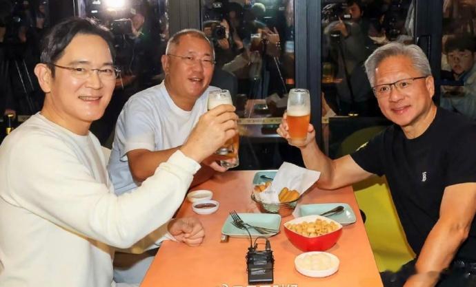 英伟达现代汽车合作英伟达在AI芯片市场占据近七成份额，而韩国则拥有最强的半导体制