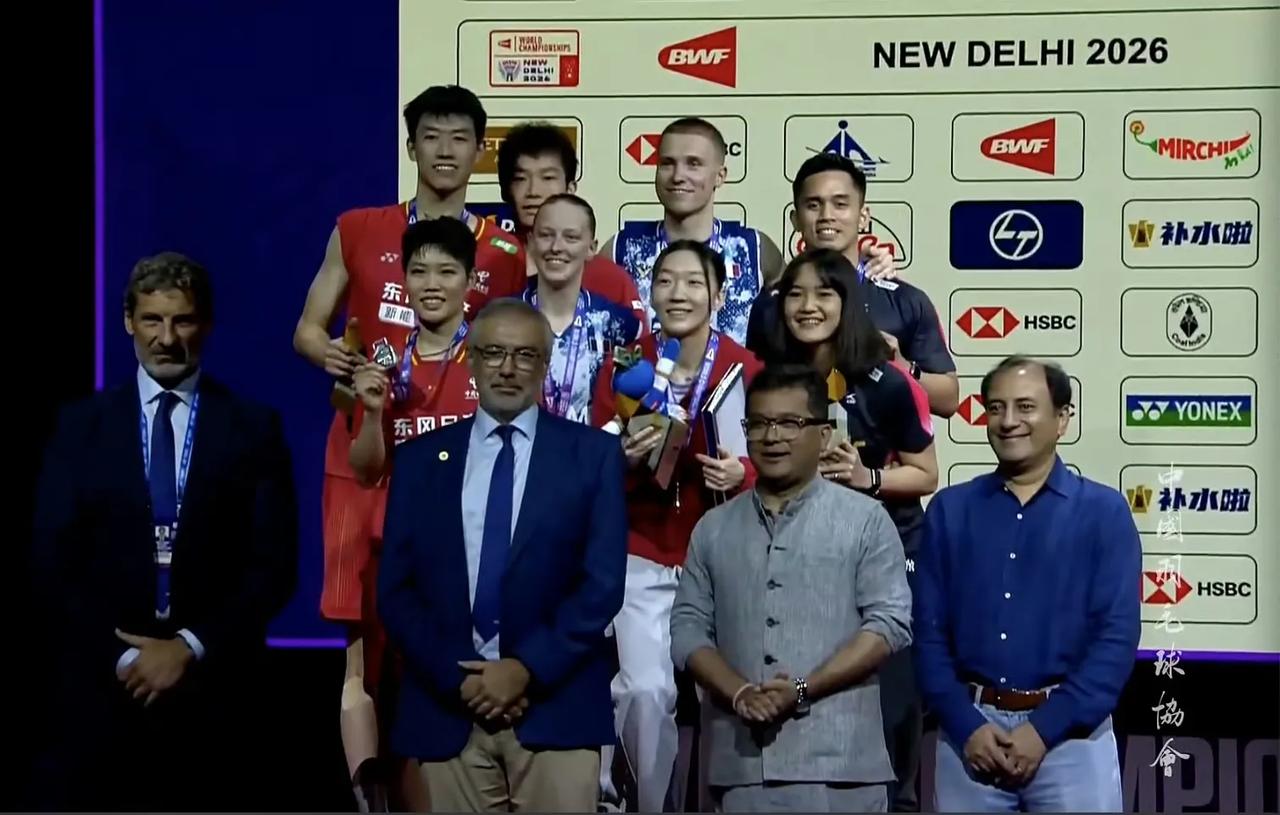 2026羽毛球新德里世锦赛奖牌榜！
混双
🥇吉凯尔/德尔吕🇫🇷
🥈冯彦哲