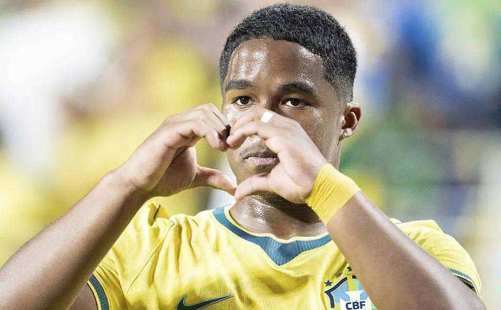 挤掉内马尔？西媒：恩德里克用15分钟的表现锁定一张世界杯入场券近日，《马卡报》撰