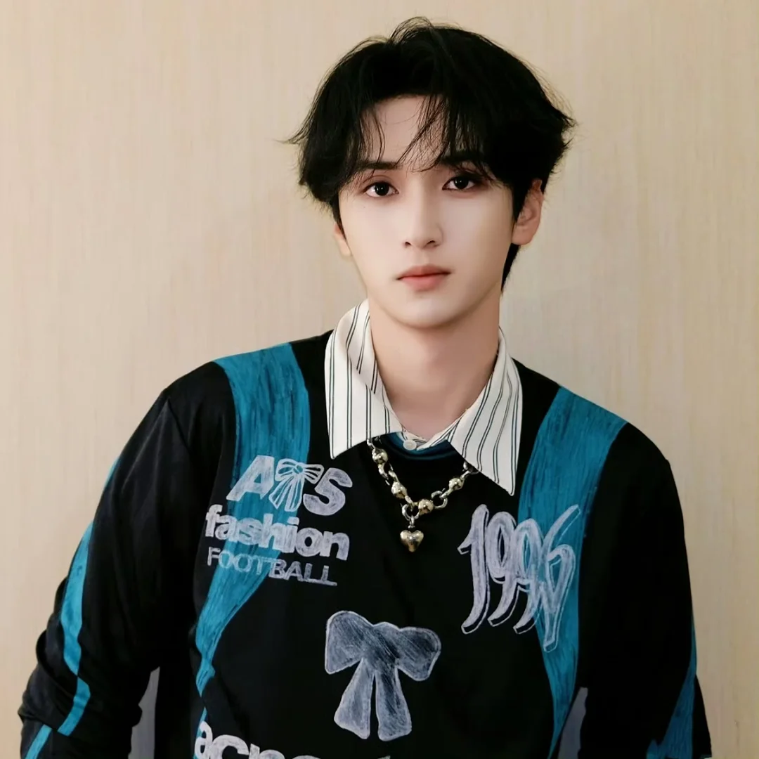 严浩翔 ✖️ 0618营业造型