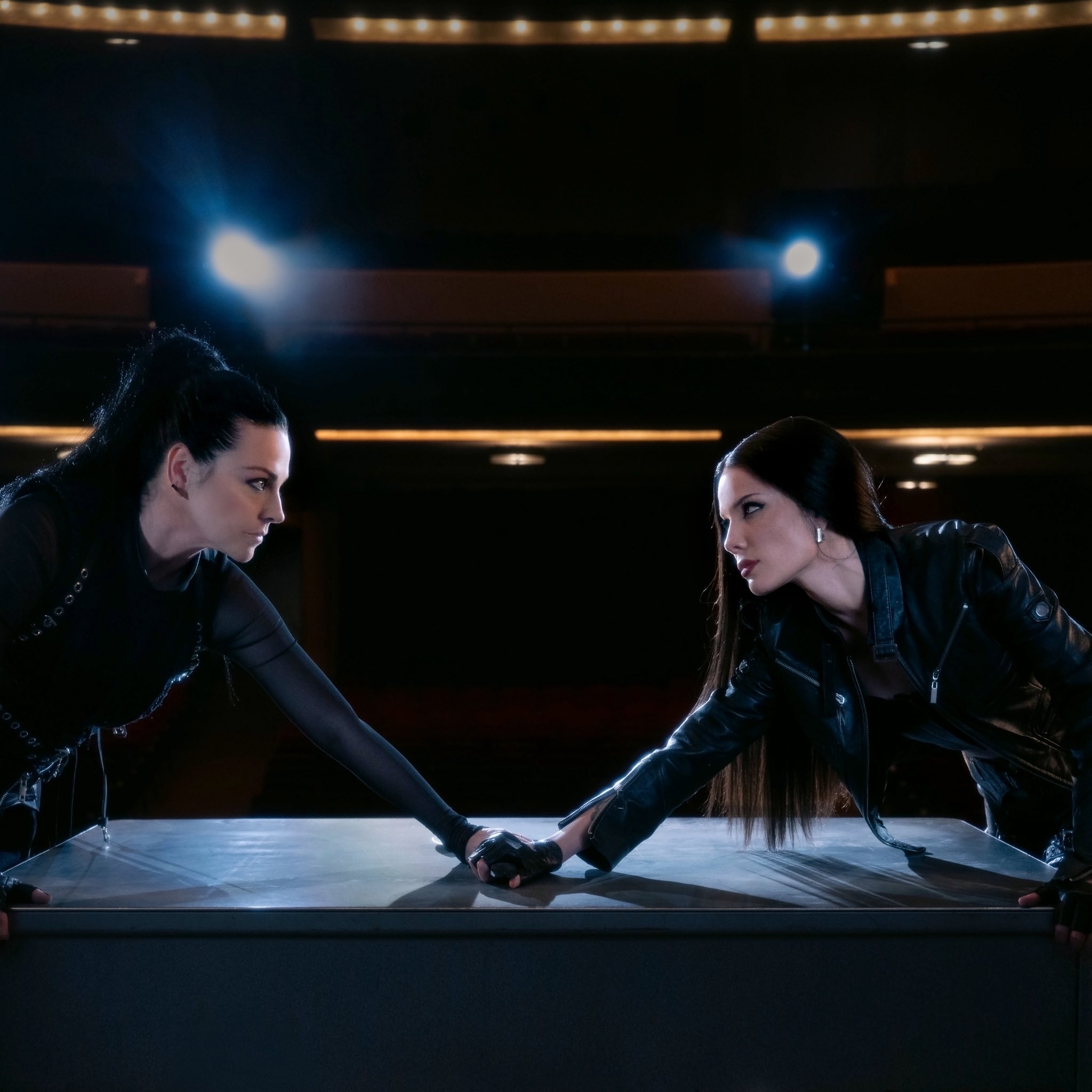 惊喜！猴西Halsey将联手Evanescence伊凡塞斯乐队主唱Amy Lee
