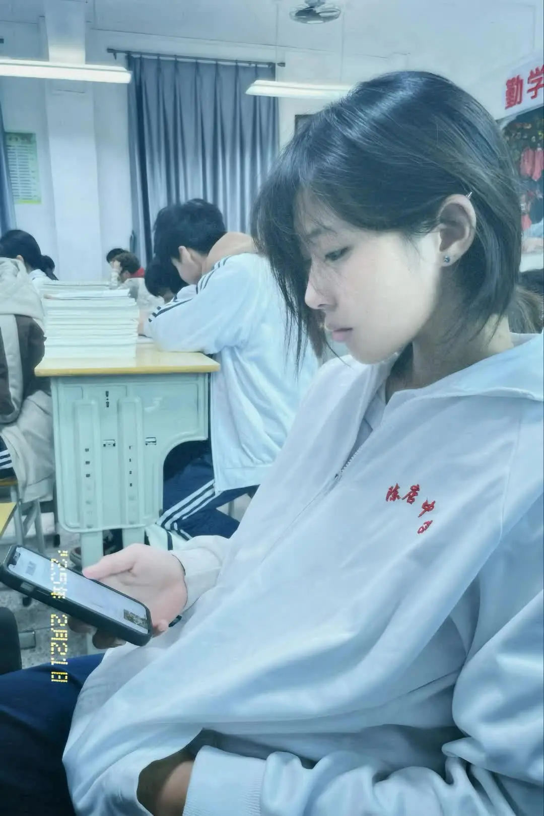 ╭◜◝ ͡ ◜ ͡  ╮ ( 爱 哎 唉   ) 博主  ╰◟◞ ͜ ╭◜◝