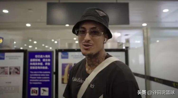 由衷的赞叹！正在中国参加推广活动的NBA球星库兹马前往杭州作为嘉宾出席了姚基金的