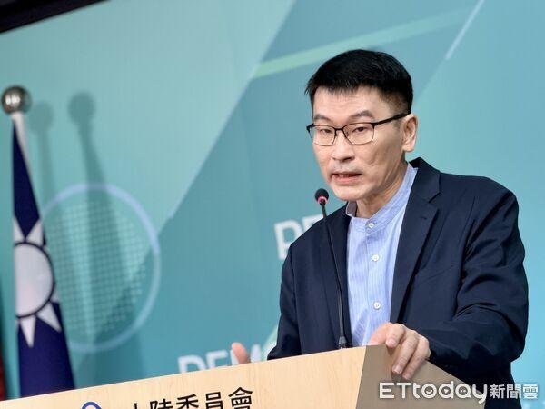 梁文杰在上海参加双城论坛时曾醉倒？本人回应了
台湾民众党主席黄国昌15日爆料，先
