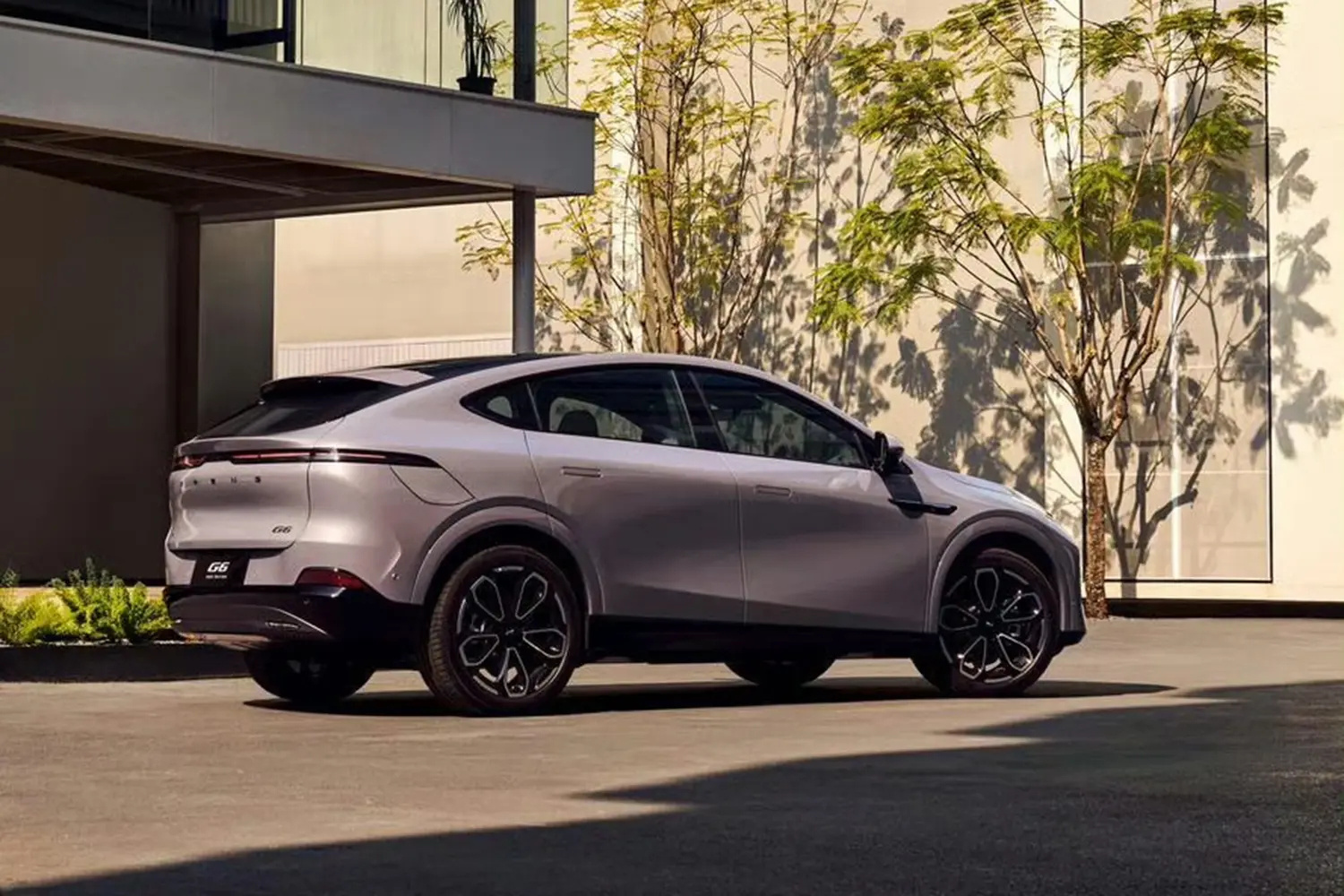 开小鹏G6超级增程版日常代步一阵子了🚙，慢慢磨合下来，整体驾乘感受特别贴合生活