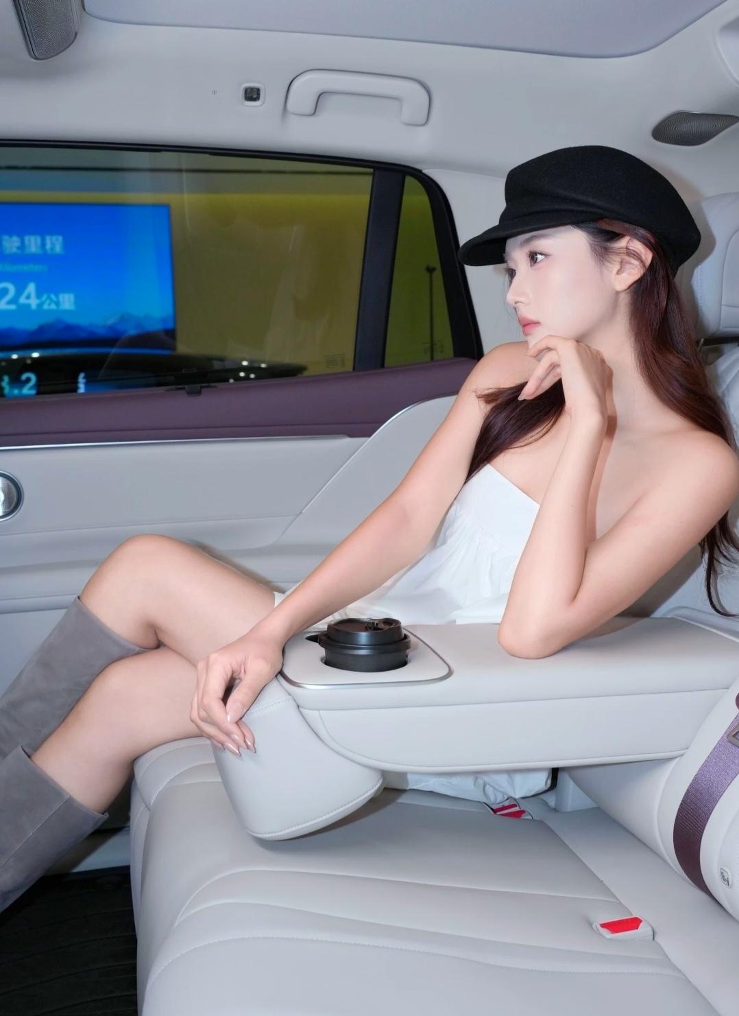 不管你信不信，反正我是信了！
1、三年不换车，买韩系；
2、五年不换车，买美系；