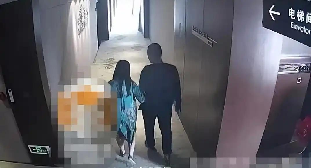 河南，一大叔外出办完事直接去了情人住处，随后与情人激情了一番，万万没想到，因为用