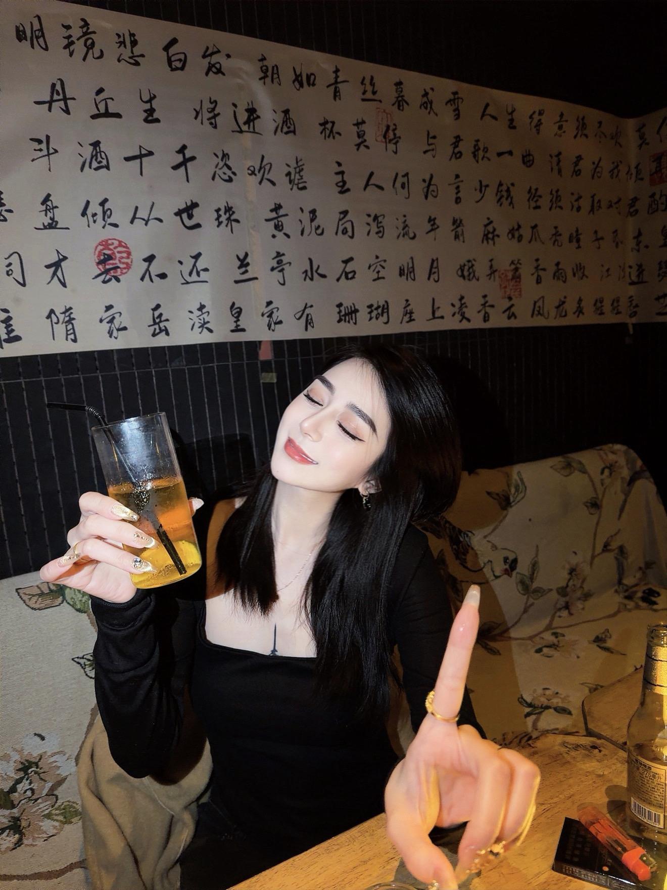 亲爱的,你错了,真诚仅仅是见我的门槛