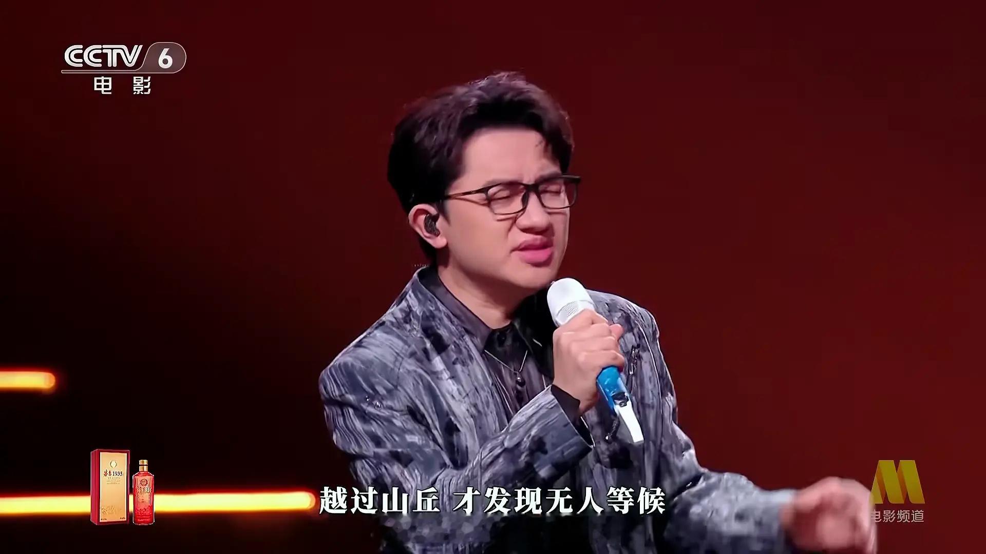 王祖蓝发文介绍第三个孩子王祖蓝说和小孩一起显高 王祖蓝这次是真的把《嗨芽儿爱世界