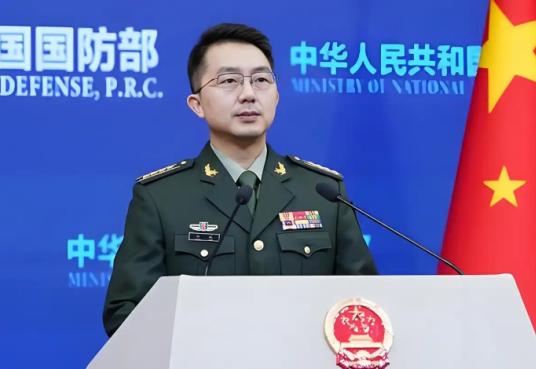 走出误区，打日本，不是一对一，是一对多！日本政客的言论，引发了全国人民的强烈愤怒