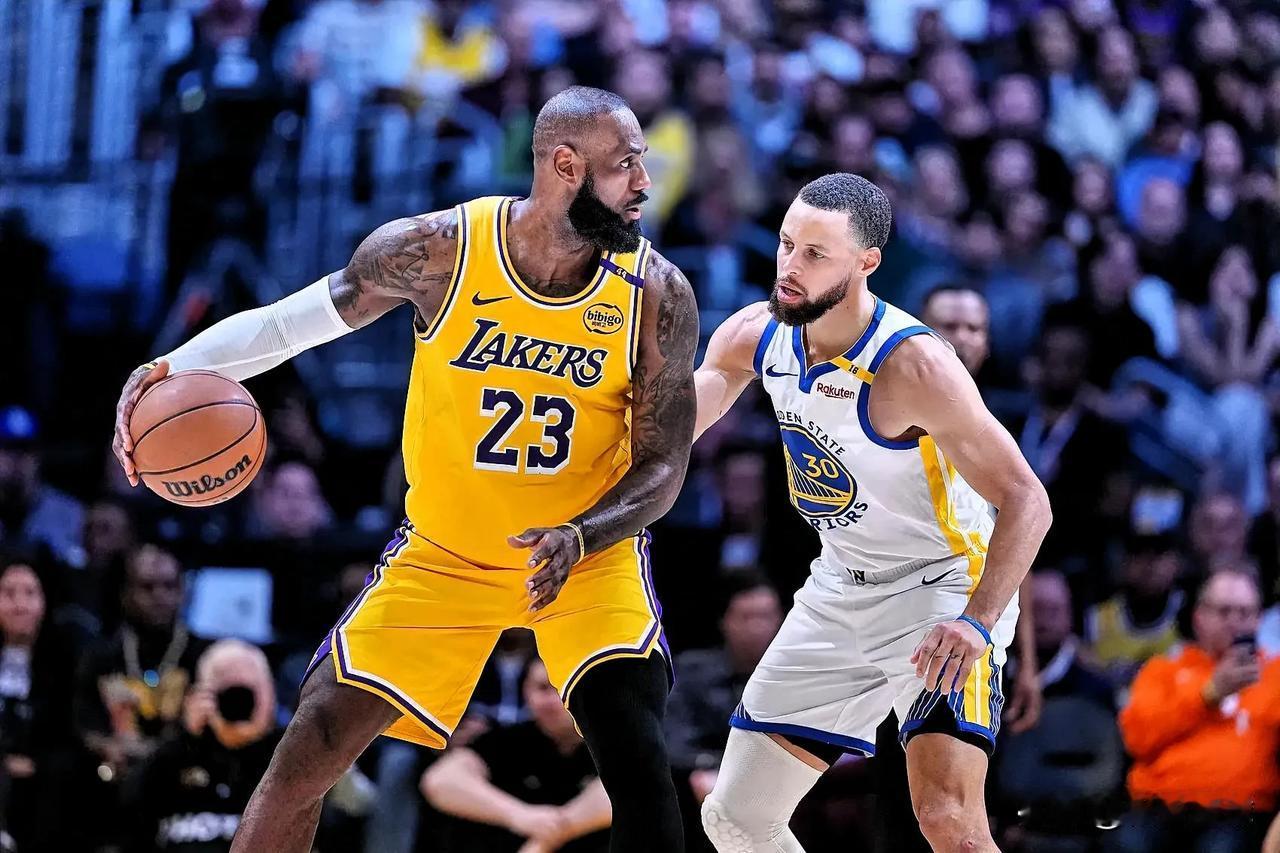 41岁的詹姆斯还有球队抢着要！

一位NBA高管近日在接受媒体采访谈到詹姆斯明年
