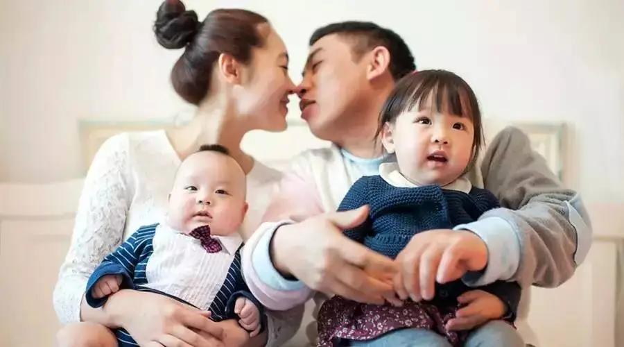 一儿一女已过时？两儿子家庭成最佳组合？探讨现代家庭结构新趋势

中国家庭对于子女